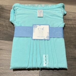 Brand new Adonna 2 piece pajama set, size L women’s.